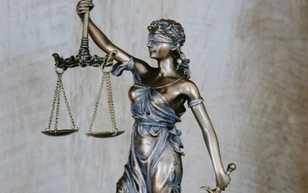 The Dos and Don’ts of Navigating Legal Contracts